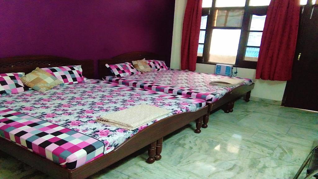 Guru Kirpa Guest House Amritsar Bagian luar foto